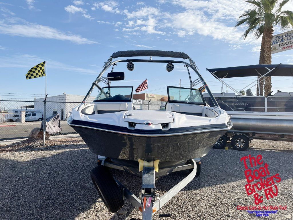 2014 YAMAHA SX212 JET BOAT