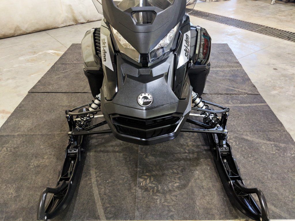 2019 Ski Doo Renegade 900 Ace Snowmobile