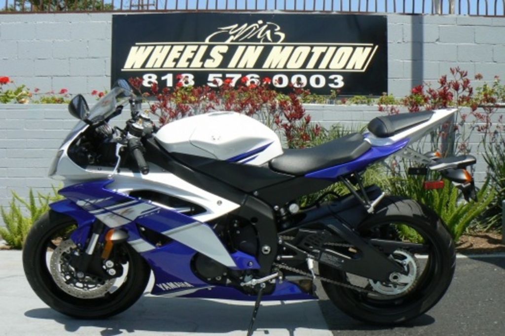 2012 YAMAHA R6
