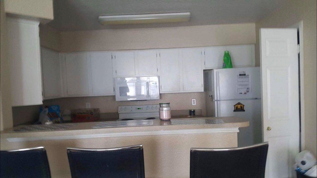 COLLEGE EDGE - $495/mo - 2BR 2BATH