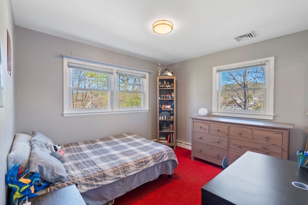 Fantastic Custom Lakeview Home Overlooking Watchung Lake