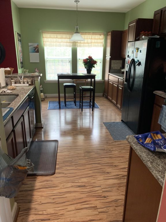 Roommate wanted