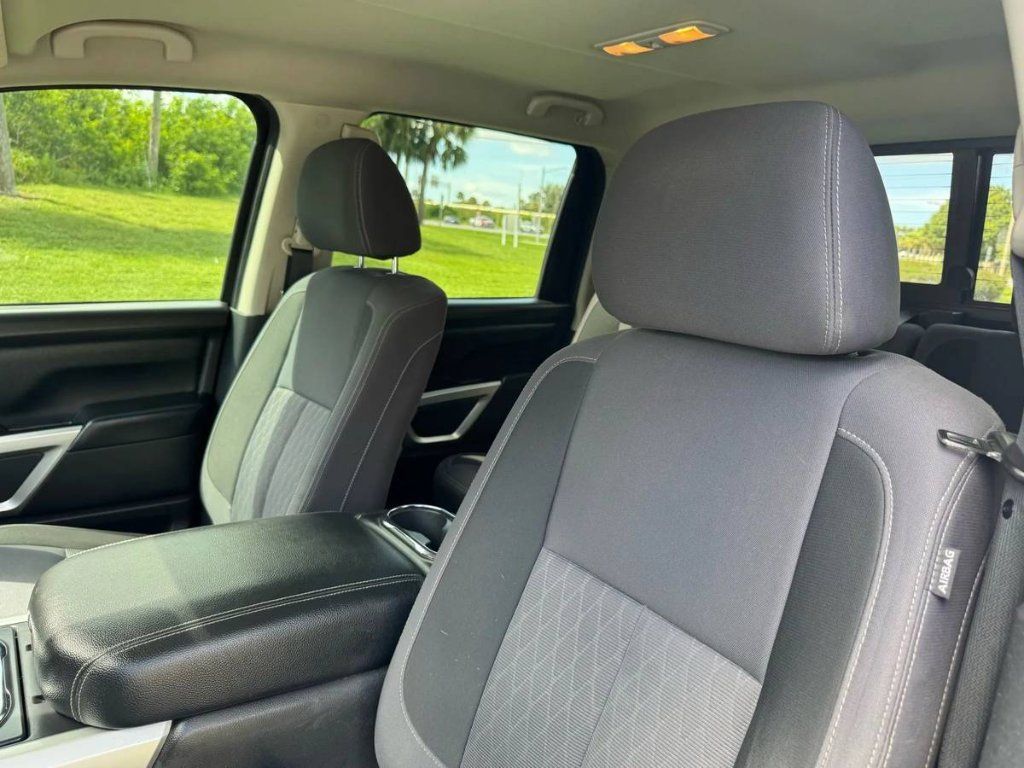 2021 Nissan Titan Crew Cab Pickup Truck ~ 4X4 ~ 1-Owner ~ Like New ~ 4 New Tires ~ 727-358-0101