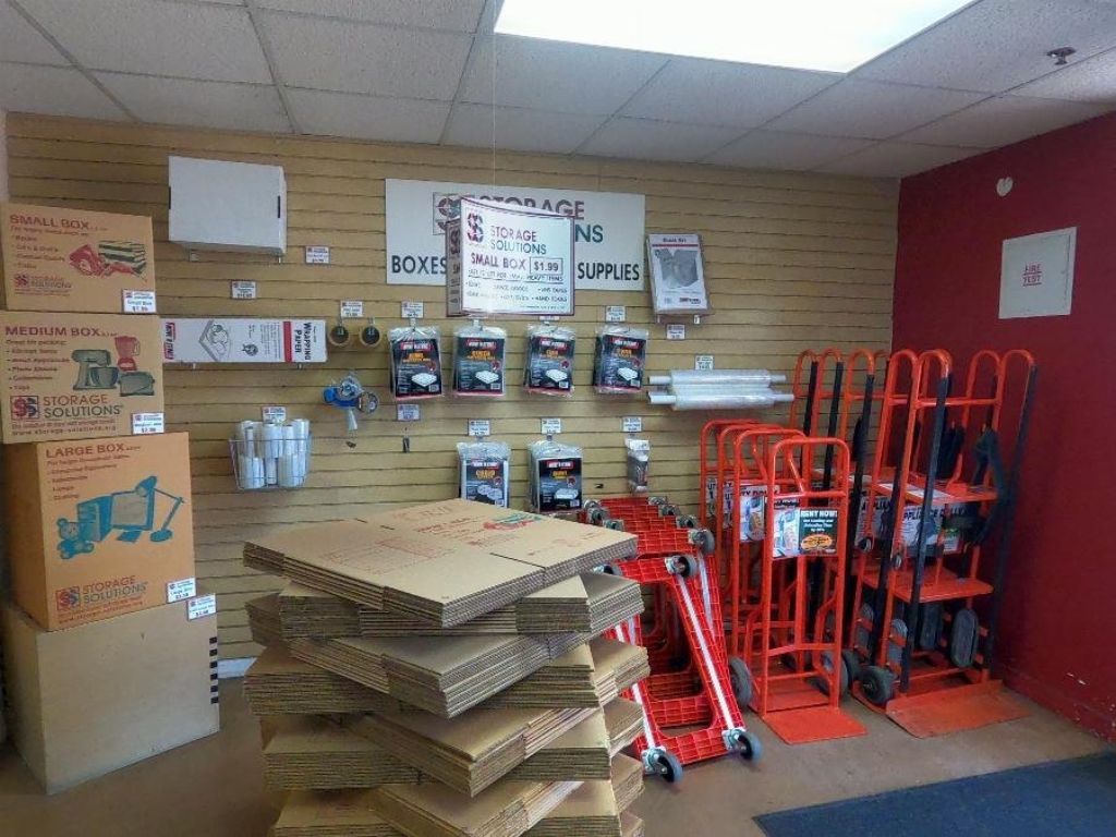 Moving? or just looking for space to put excess stuff, we can help (Avondale)