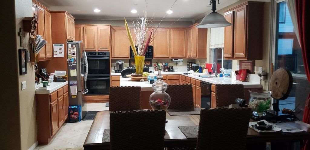 Upstairs Room with large sink