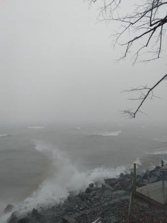 Beautiful waterfront 4sale