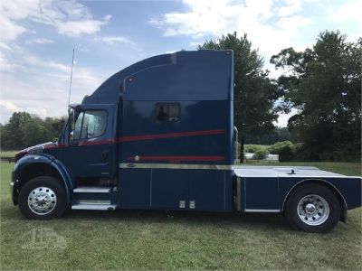 Freightliner Business class m2 106