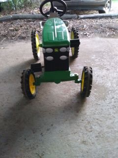 craigslist john deere pedal tractor