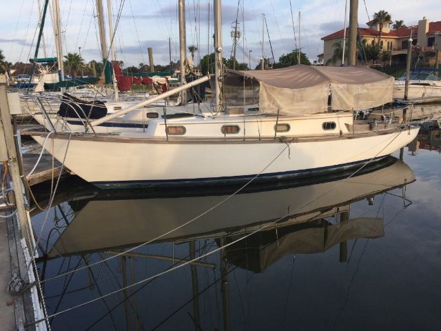 30' Cape Dory Cutter Rig Sailboat 1981 - Claz.org