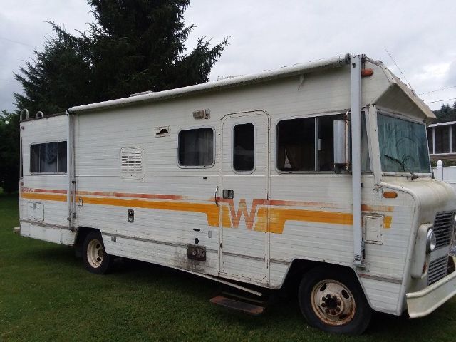 1976 Brave Winnebago | Claz