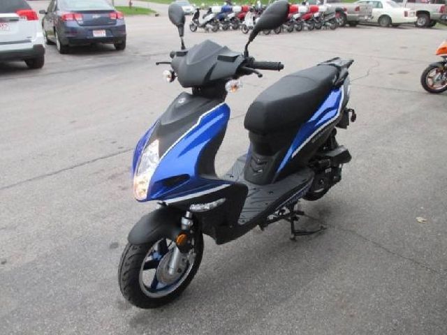 New Bintelli Scorch 150cc On Closeout Now Only $1299 | Claz