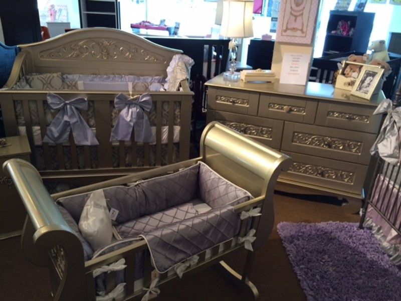 Young America Bellini Bratt Decor Beds Cribs Dressers