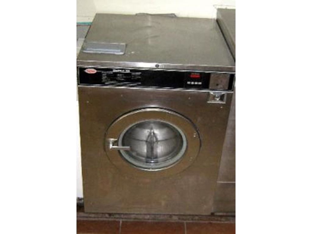 For Sale Unimac UniMat Uni-Mac 50 lb washer/ extractor used