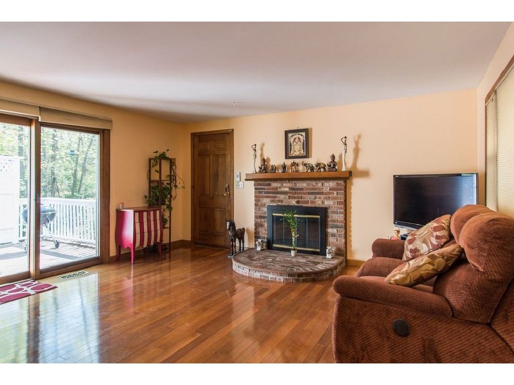 Beautiful Garrison style home