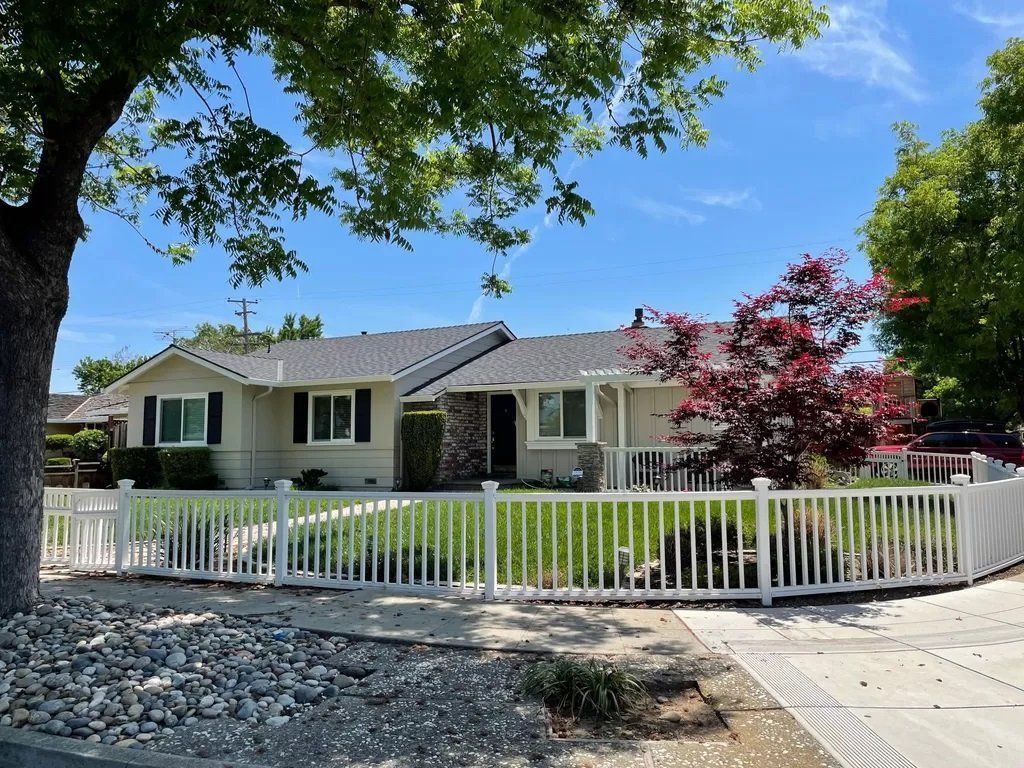 2098 Cirone Way San Jose, CA 95124
