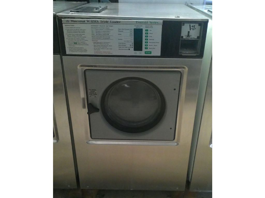 Coin Operated Wascomat Front Load Washer W125 ES 220v 60Hz 3PH USED