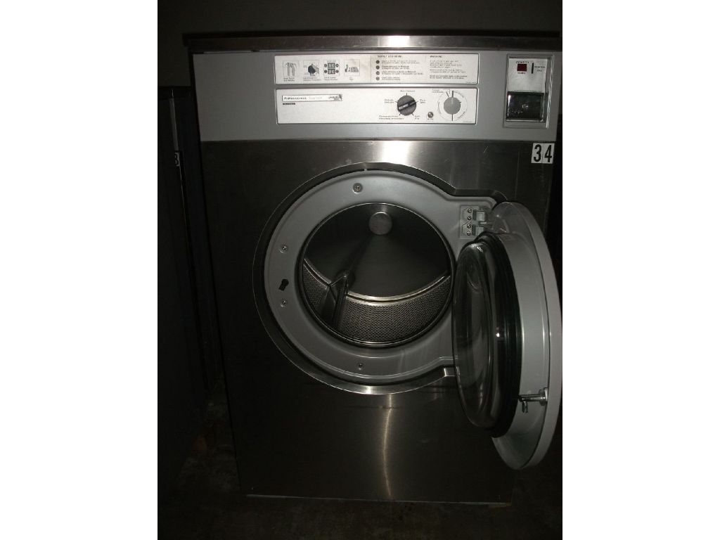 Coin Operated Wascomat W675 75 LB Washer/Extractor 3ph Used