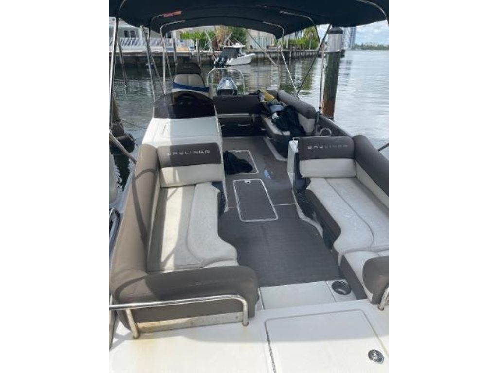 2020 Bayliner Element XR7