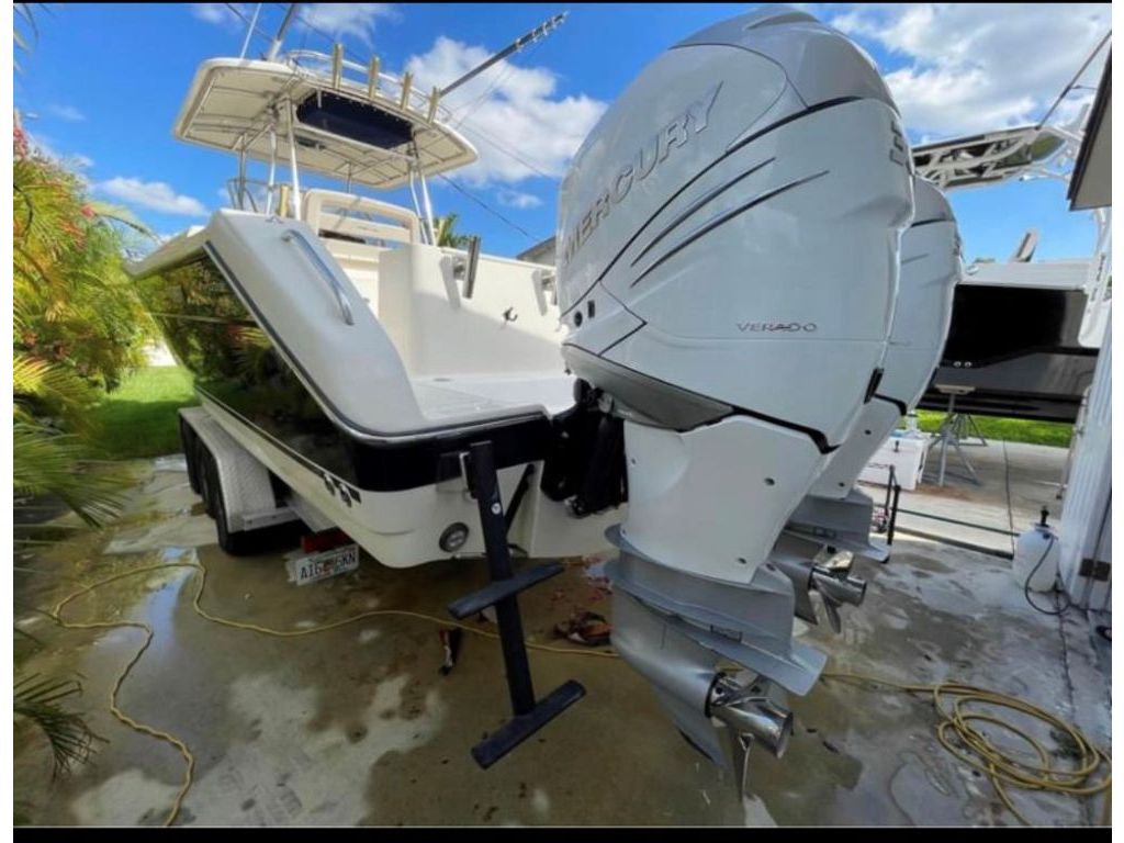 2001 Pursuit 3070 Westchester, Fl 114900