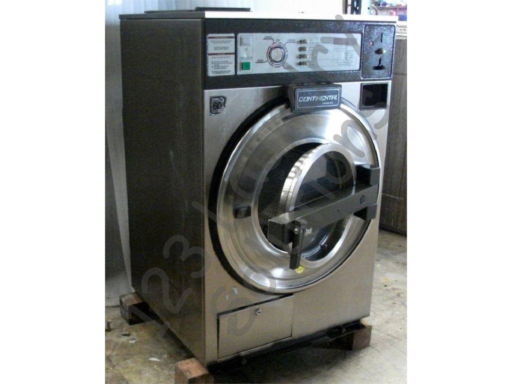 Coin Operated Continental Front Load Washer 18Lbs 120V Stainless Steel L1018CRA1510 Used