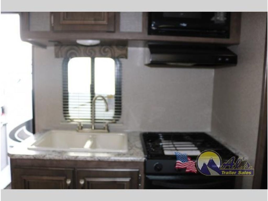 New 2018 Keystone RV Passport 199MLWE Express-RV Trailer