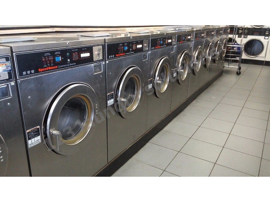 For Sale Speed Queen Front Load washer 30 lb SC30MD2OU60001 Used