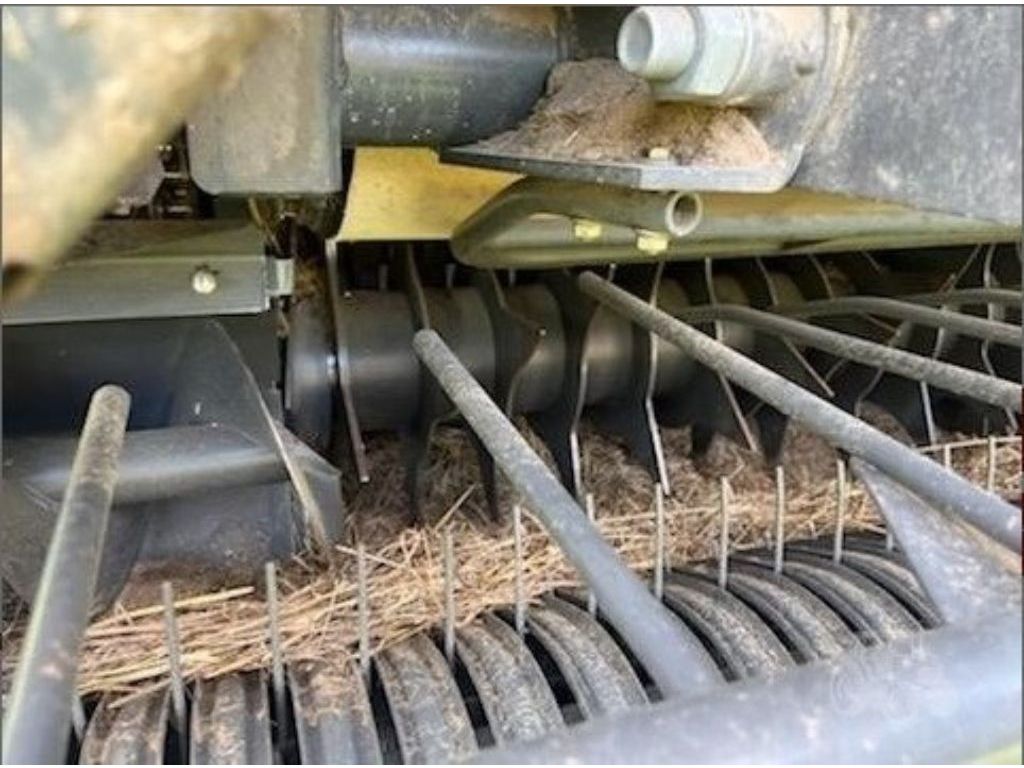 2018 Claas Variant 360 Round Baler