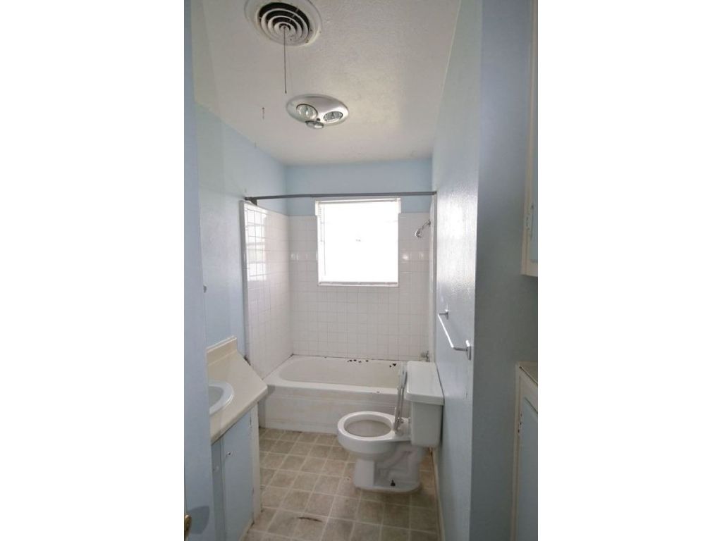 to the East Mountains Claz