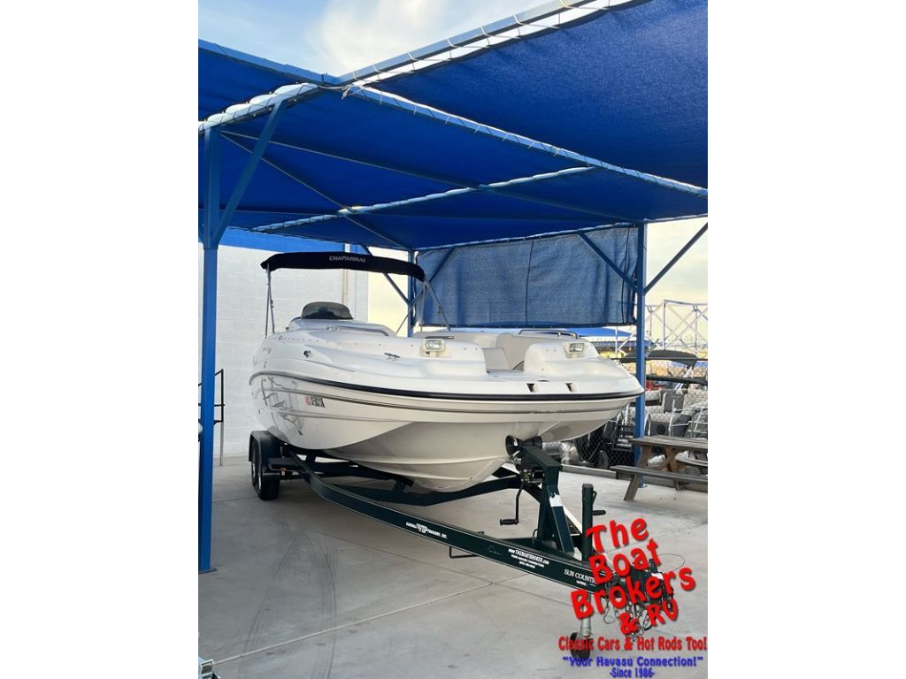 1999 CHAPARRAL 252 SUNESTA