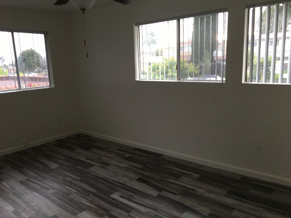 MASTER ROOM FOR RENT/ROOMMATE WANTED