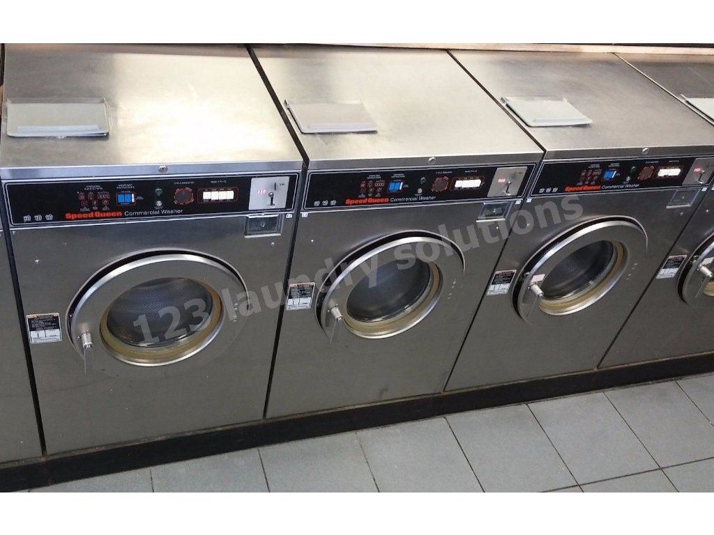 For Sale Speed Queen Front Load washer 30 lb SC30MD2OU60001 Used