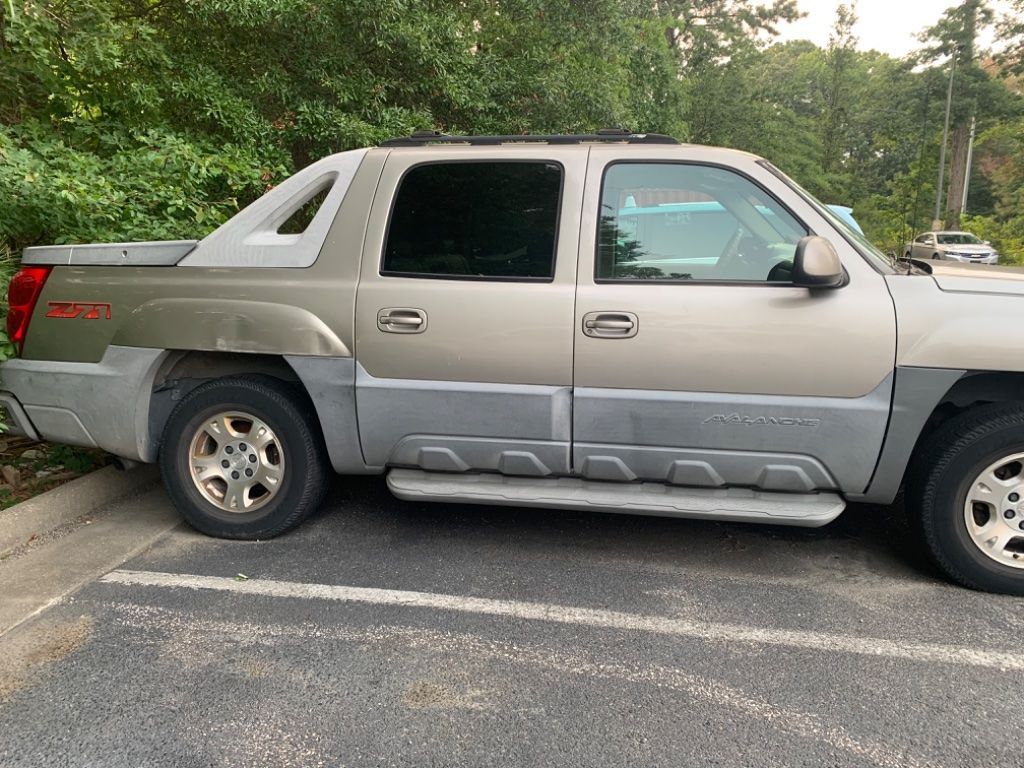 2002 CHEVY avalanche 2002