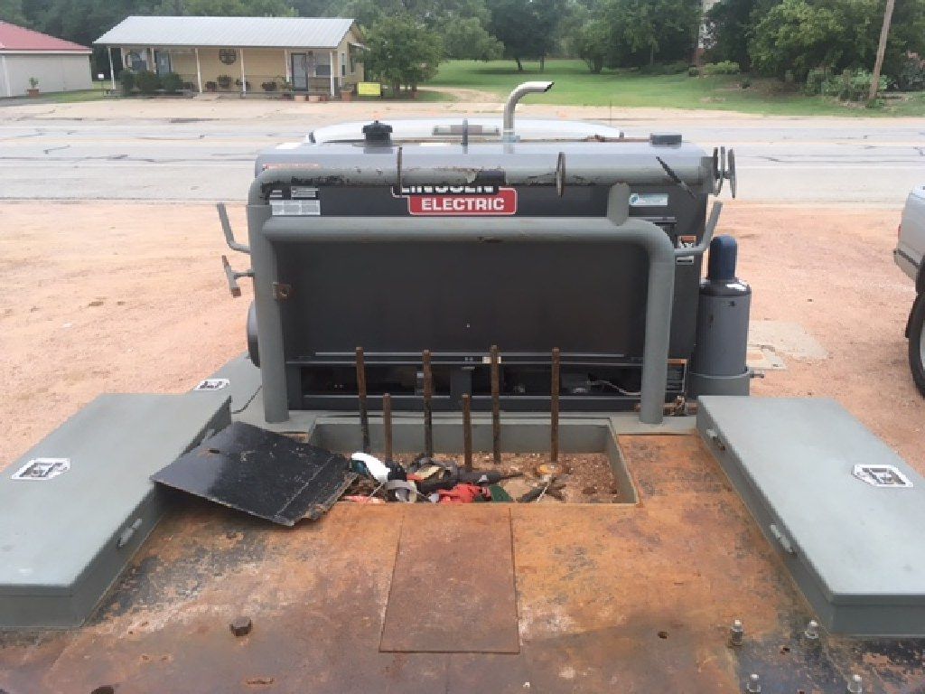 2016 Lincoln SAE 300 mp welder Claz