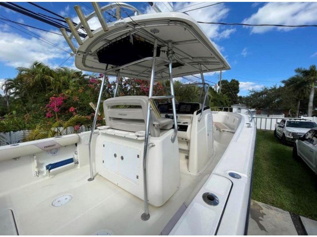 2001 Pursuit 3070 Westchester, Fl 114900