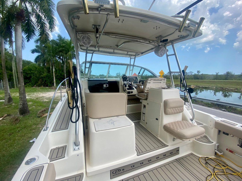 2007 Pursuit 3070 Offshore