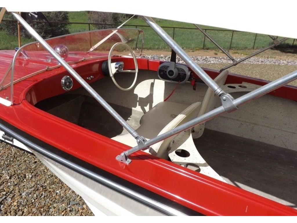 1964 Glasspar Avalon 14' Fiberglass Runabout