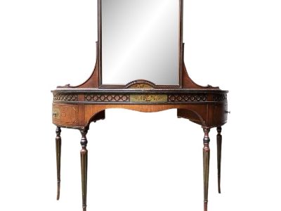 1920s Antique Vanity With Mirror