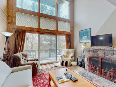 3 Bedroom 3BA Condo Vacation Rental in Skyleaf E-12, Sugar Mountain, NC