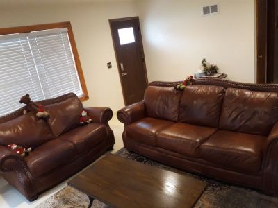 Livingroom leather couch and loveseat