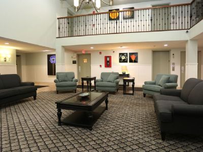 Subleasing 1 Bed 1 Bath Apartment, front facing