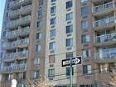 Condo/Townhouses for Sale in Rego Park, NY