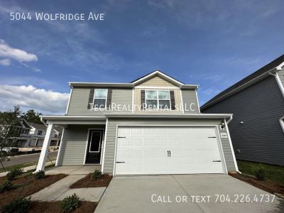 4 Bedroom 2BA 1800 ft Single-family home For Rent in Charlotte, NC