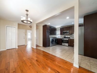 3 Bedroom 1BA Apartment For Rent in Jersey City, NJ