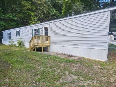 2 Bedroom 2BA 980 ft Mobile Home For Rent in Norwich, CT