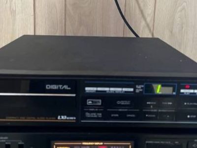 LXI CD player