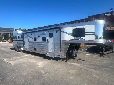 2026 Lakota Trailers 8415 SR Charger Four Horse Living Quarters Trailer Gooseneck Trailers Cuba, MO