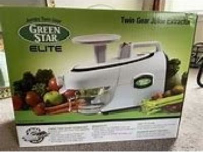 Green Star Gold Juice Extractor