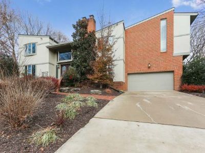 5 Bedroom 5BA 5746 ft Apartment For Rent in Potomac, MD