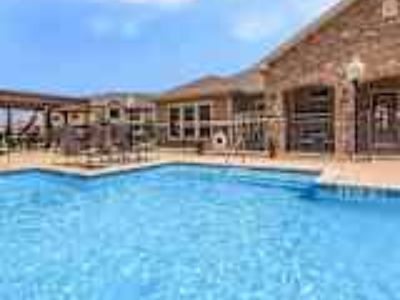 3 Bedroom Apartment For Rent in Uvalde, TX 2224 E Main St