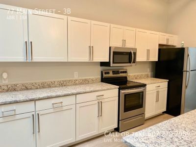 4 bed/1 bath newly renovated apartment in the heart of downtown Cortland!